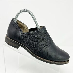 Miz Mooz Women's Tennessee Black Loafer Patterned Size 37 Casual Slip On